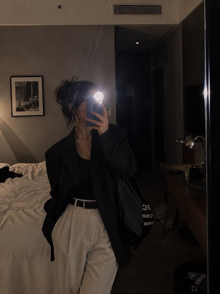 what to wear with messy bun and blazer