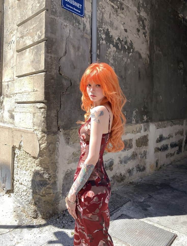 what to wear with orange hair with red dress