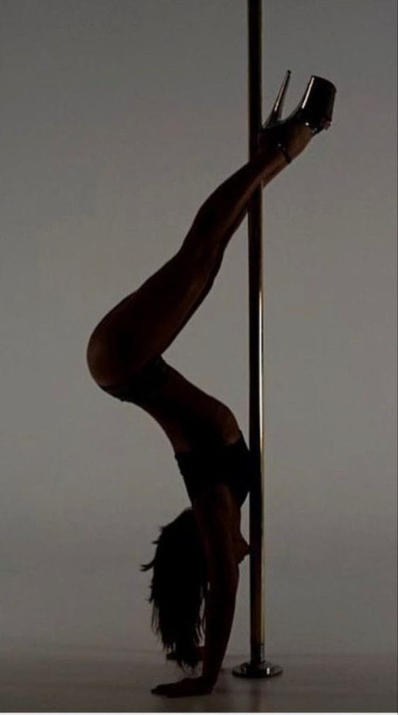 what to wear to pole dance outfits